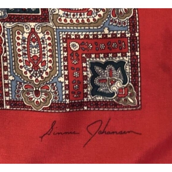 VTG Ginnie Johansen Silk Scarf Red Navy Floral Square Foulard Hand Rolled Hems - Picture 4 of 8